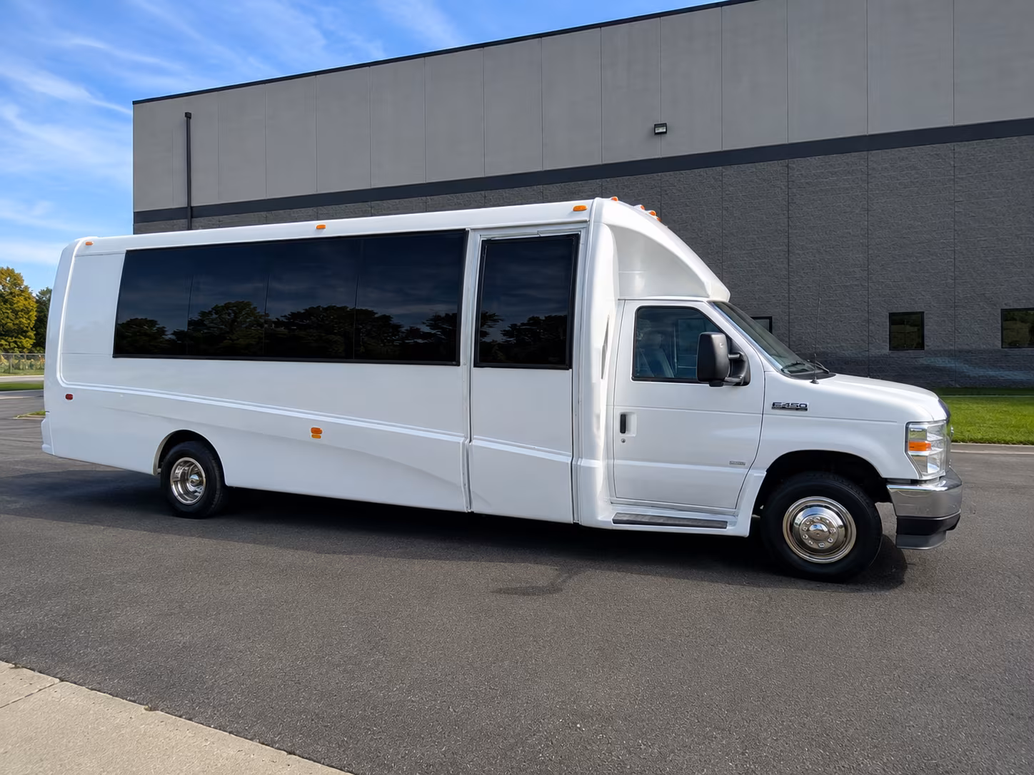 bus rentals for huntersville corporate relocations and multi site shuttles