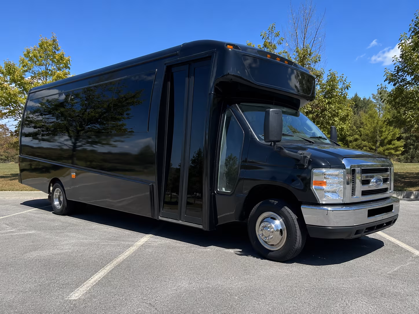 charter buses for large huntersville prom groups heading into charlotte